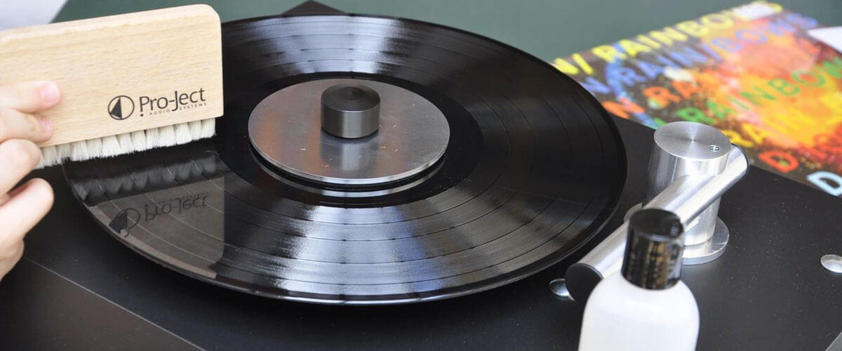 preparing your vinyl records for storage
